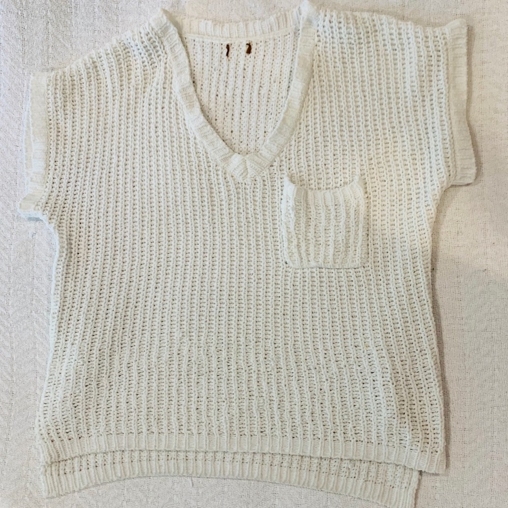 Oversized short sleeve knit sweater